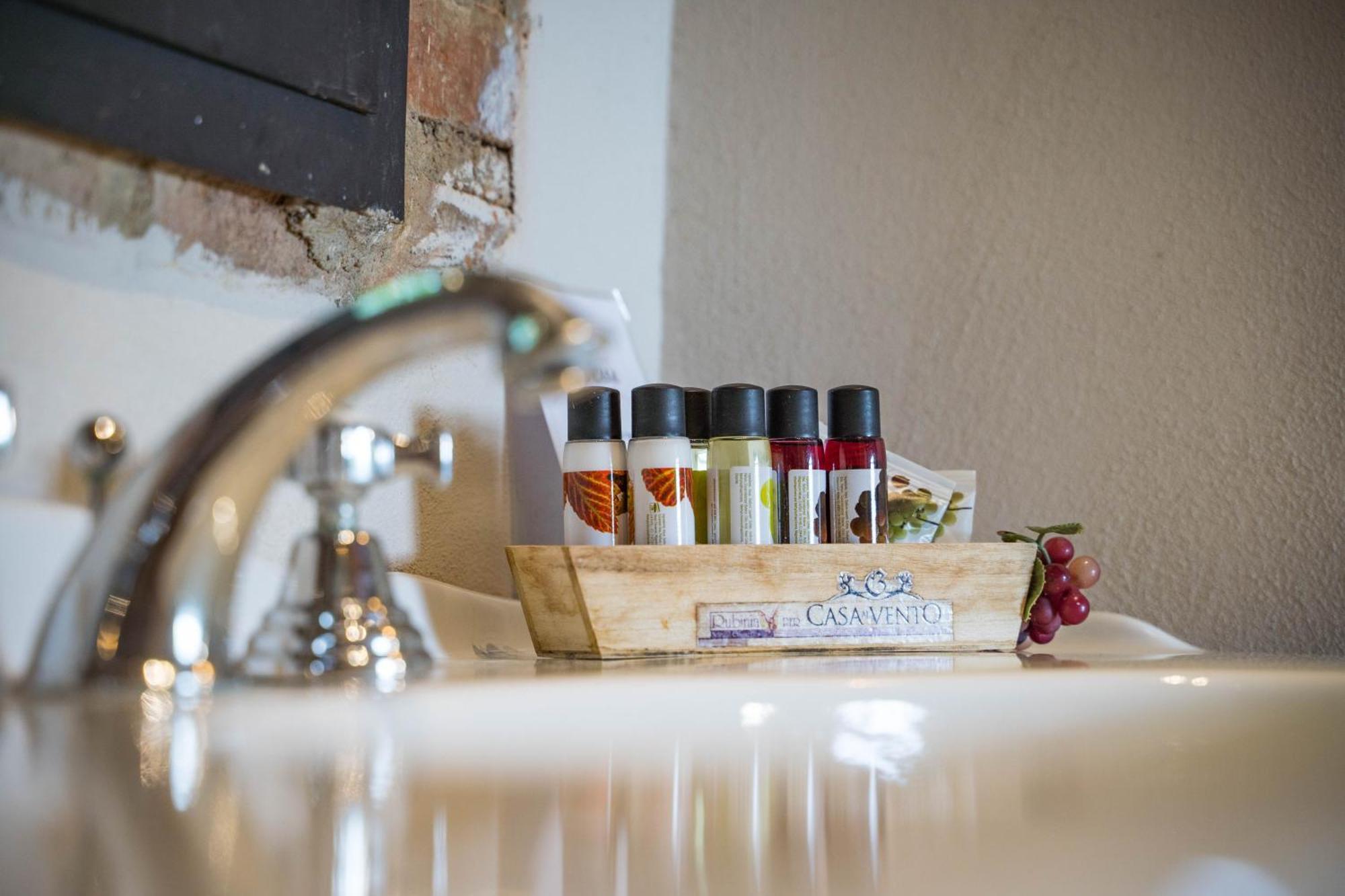 Borgo Casa Al Vento Farm stay *